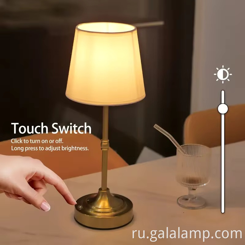 современная-USB-зарядка-прикроватная лампа-золото-ГАЛАКТИКА modern-usb-charging-bedside-lamp-gold-GALAXY